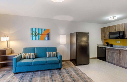 El Centro Hotel | Comfortable Stay at Mainstay Suites El Centro I-8 with Pool