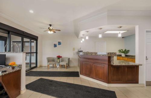 Joliet Hotel | Comfortable Stay at MainStay Suites Joliet I-80