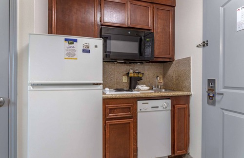 Port Arthur Hotel | Comfortable Stays at MainStay Suites Port Arthur