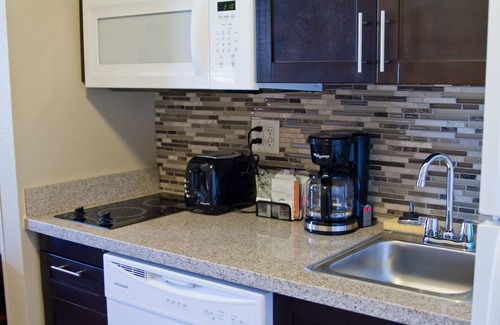 Rapid City Hotel | Inviting MainStay Suites in Rapid City with Pool & Spa