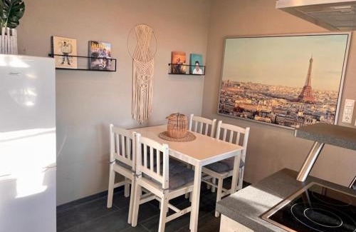 Michelau Apartment | Serene Maintal Relax: Oceanfront Stay with 9.7 Rating