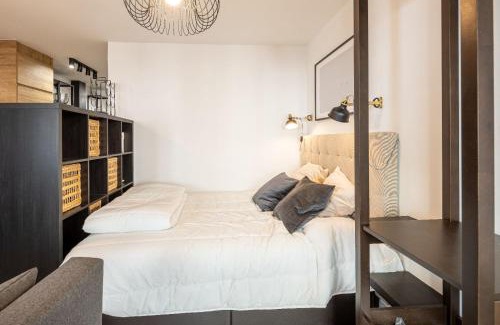 Verin Apartment | Maior 5 Apartamentos: Family-Friendly Retreat with Top Ratings
