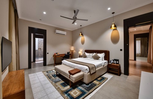 Raipur Resort | Relax at Maira Resort and Convention Centre with Pool & Spa