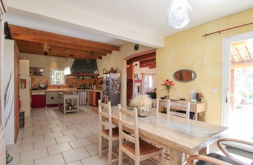 Arpaillargues-et-Aureillac House | Discover Maison Provençale: Pool, Spa & Nature Retreat