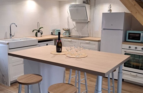 Brignogan-Plage House | Fully Renovated Home Just 600m from the Beach Awaits You!