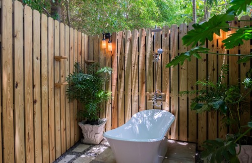 Rio Bueno Villa | Enjoy a Relaxing Stay at Mais Oui Tennis and Spa Villa