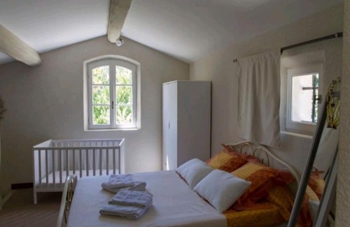 Saint-Didier-au-Mont-d'Or House | Charming Maison Provençale in Saint Didier, Near Lyon