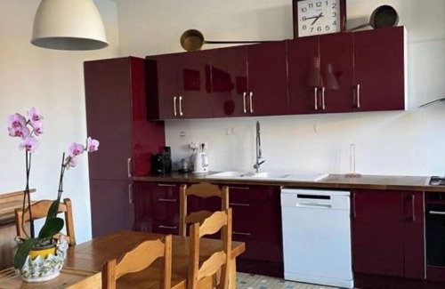 Saint-Philippe-dAiguille House | Restored Maison de Maître Gironde with Pool & Breakfast