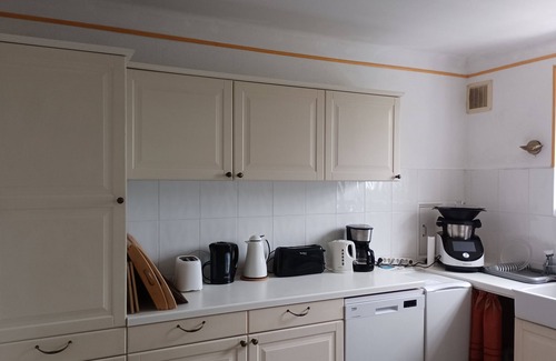 Finistere House | Cozy Maison Just 100m from the Beach with Spa & Hot Tub