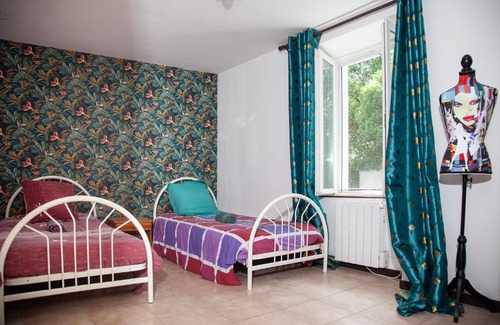 Mielan House | Relaxing Retreat Near Marciac with Hot Tub & Pet-Friendly