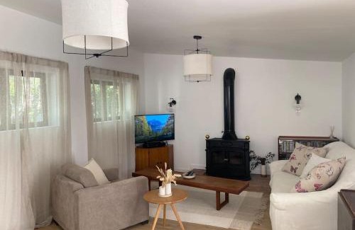 Baghera House | Idyllic Maison Just 150m from the Beach with Child-Friendly Perks