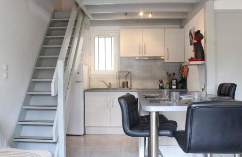 La Remigeasse House | Cozy Retreat with Private Terrace Near Beach in Dolus d'Oléron