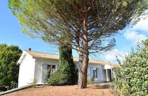 Roumagne Villa | Relaxing Maison Near Eymet with Heated Pool & Pet-Friendly