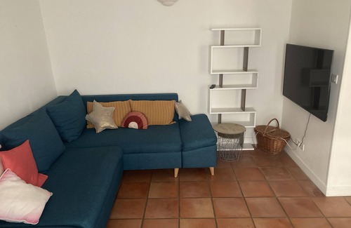 Maisons-Laffitte House | Family-Friendly Maison 6 Min from Gare de Maisons-Laffitte