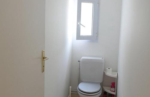 Ars-en-Re House | Charming Maison à Ars-en-Ré with Terrace & Free WiFi