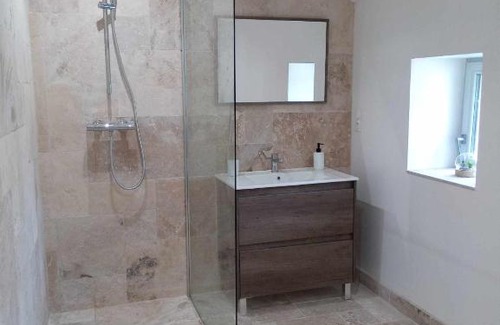 Luble House | Secluded Maison à la Campagne: 10/10 Guest Rated Retreat