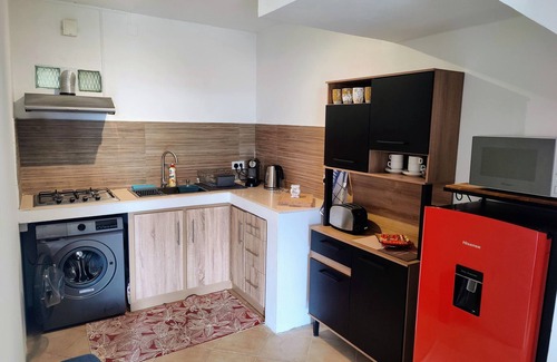 Mahebourg House | Convenient Maison Just 10 Minutes from the Beach