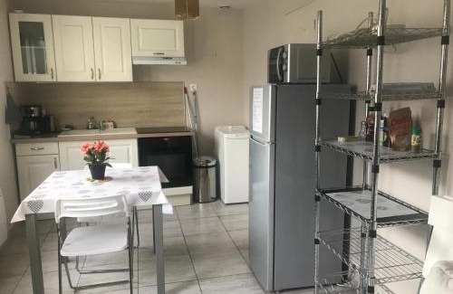 Fleury-les-Aubrais House | Charming Maison à Orléans with Scenic Garden Retreat