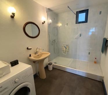 Troyes House | Discover Family-Friendly Maison à Troyes with Pet Access