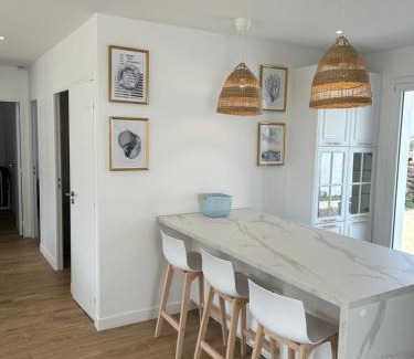 La Tranche-sur-Mer House | Oceanfront Retreat: Maison 100m Plage, La Tranche sur Mer
