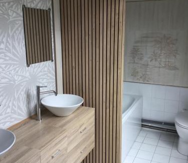 Chereng Apartment | Family-Friendly Maison Close to Stade Pierre Mauroy