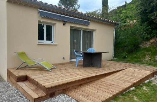 Saint-Montan House | maison 2 ch confortable