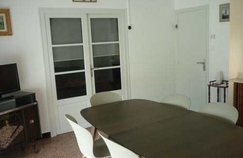 Aigrefeuille-d'Aunis House | Discover Maison: Perfect Getaway 20 Minutes from the Sea