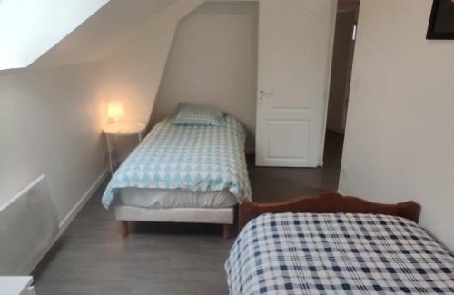 Corquilleroy Apartment | Cozy Maison with Private Cour & Parking for Your Getaway