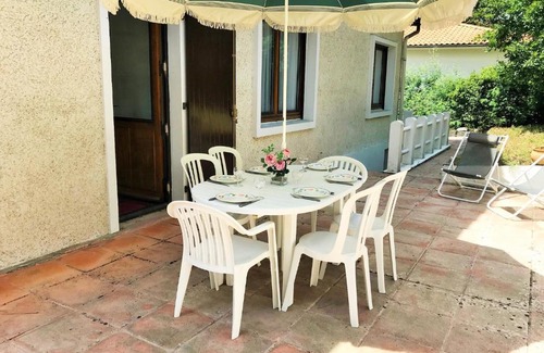 Pyla-sur-Mer House | Family-Friendly Maison with Garden Near the Beach