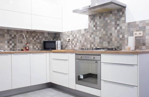 Jumet House | Family-Friendly Maison Near Airport with Great Access