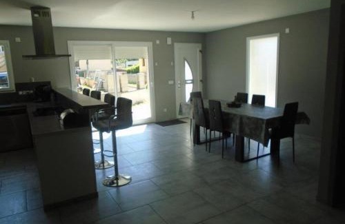 Baume-les-Dames Villa | maison 4 chambres