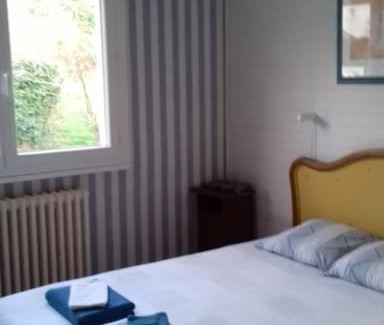 Varennes-Vauzelles House | Cozy Maison with Breakfast in a Quiet Neighborhood