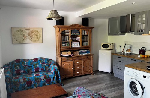 Manaurie House | Discover Maison 5 Chambres in Eyzies - Perfect for Families