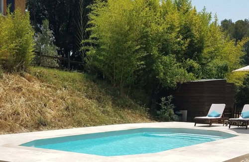Cannes-et-Clairan House | Maison with Pool: Perfect Getaway Between Sea and Mountains
