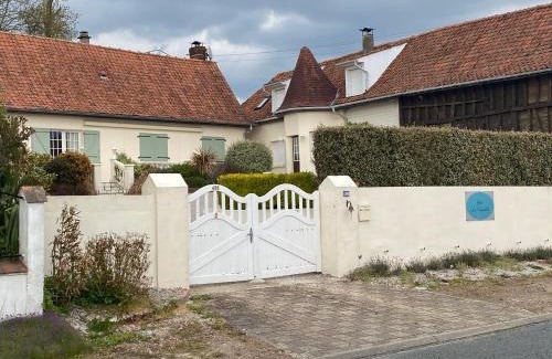 Saulchoy House | Inviting Maison for 6 with Private Pool & Family-Friendly Perks