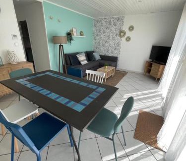 Soulac-sur-Mer House | Pet-Friendly Maison with Ocean View in Soulac