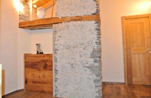 Bessans Apartment | Maison for 12: Pet-Friendly Stay Near Ski Slopes, Rated 9.5