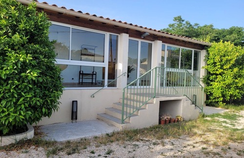 Roquemaure House | Beautiful Maison with Private Pool and Scenic Ocean Views