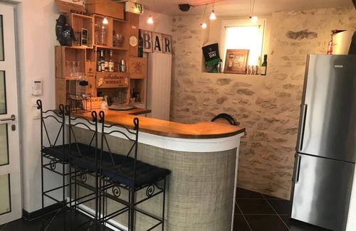 Baron House | Ideal Getaway: Maison A Near Paris & Disney with Spa