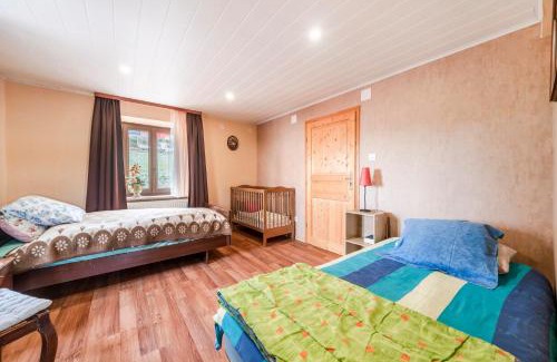 Dabo House | Cozy 3-Bedroom Maison with Garden & WiFi in Dabo