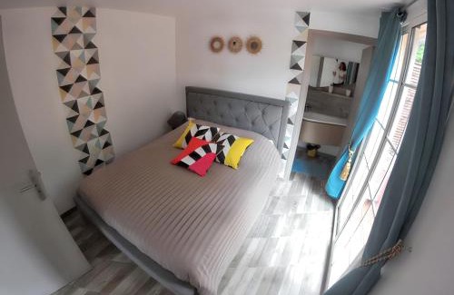 Tartane House | Cozy Maison with Pool & Garden, 2 km from the Beach