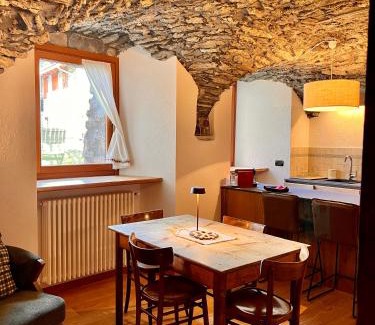 La Salle Apartment | Discover Maison Arcade: Pet & Child Friendly Retreat