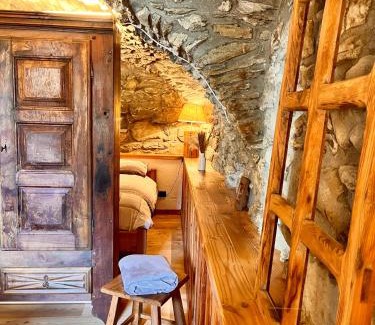 La Salle Apartment | Discover Maison Arcade: Pet & Child Friendly Retreat