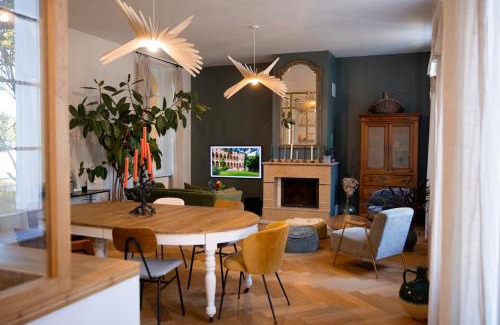 Verdun-sur-Garonne House | Relaxing Oceanfront Retreat at Maison Arcades Suite 1