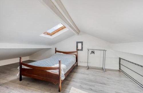Romainville House | Peaceful Maison Just a 10-Minute Walk from Metro Line 11