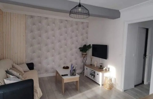 Poligny House | Family-Friendly Retreat for Pets with Pool and Kitchen