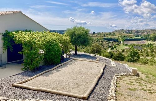 Gras House | Relax at Maison au Calme in South Ardèche Near Vallon Pont d'Arc