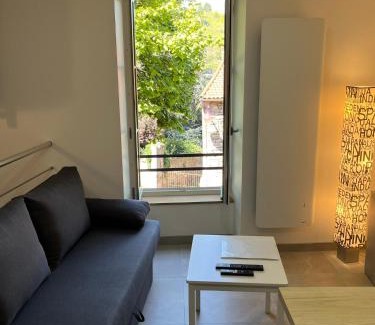 Champeix House | Family-Friendly Stay at Maison au Pied du Château