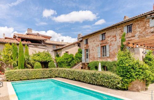 Lisle-sur-Tarn House | Relax at Maison Augustine with Pool & Pet-Friendly Amenities