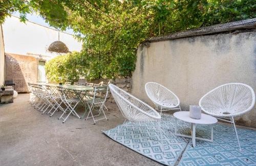 Montfrin House | Authentic Maison in Montfrin with Air Conditioning & Terrace